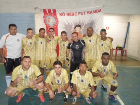 FESTIVAL SO BEBE FUTSAMBA - Em pe: Fabricio, Bruno Pacote, Wallace, Rafael Cocao, Jeferson, Jorge e Edinho Beiço. Agachados: Edinho, Luciano, Oreia e Dunga.